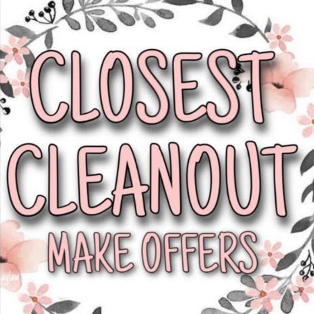 MAKE ME AN OFFERS! Everything Must Go. I am Accepting Most Reasonable Offers!